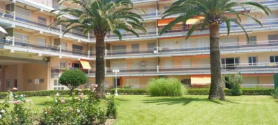Apartamento en alquiler en Carrer de Pep Ventura, 26, La Pineda (Vila-seca) de 900 €<span>/mes</span>