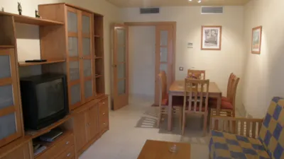 Piso en alquiler en Calle Amadeus Vives, Número 10, La Pineda (Vila-seca) de 900 €<span>/mes</span>