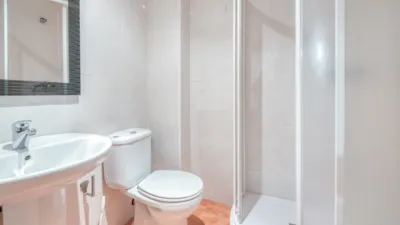 Habitación en alquiler en Calle de Bielsa, Corralejos (Distrito Barajas. Madrid Capital) de 500 €<span>/mes</span>