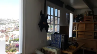 Casa en venta en Calle Atarjea Tahodio, Salamanca-Uruguay-Las Mimosas (Distrito Centro-Ifara. Santa Cruz de Tenerife Capital) de 220.000 €