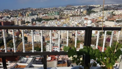 Casa en venta en Calle Atarjea Tahodio, Salamanca-Uruguay-Las Mimosas (Distrito Centro-Ifara. Santa Cruz de Tenerife Capital) de 220.000 €