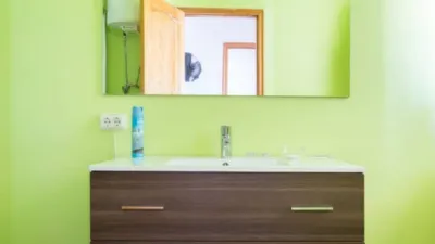 Casa en venta en Calle Atarjea Tahodio, Salamanca-Uruguay-Las Mimosas (Distrito Centro-Ifara. Santa Cruz de Tenerife Capital) de 220.000 €