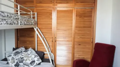 Casa en venta en Calle Atarjea Tahodio, Salamanca-Uruguay-Las Mimosas (Distrito Centro-Ifara. Santa Cruz de Tenerife Capital) de 220.000 €