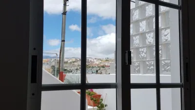 Casa en venta en Calle Atarjea Tahodio, Salamanca-Uruguay-Las Mimosas (Distrito Centro-Ifara. Santa Cruz de Tenerife Capital) de 220.000 €