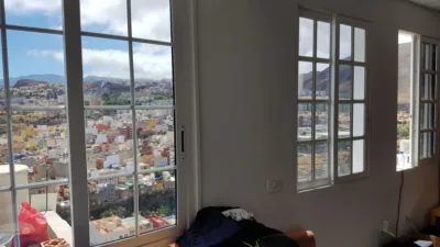 Casa en venta en Calle Atarjea Tahodio, Salamanca-Uruguay-Las Mimosas (Distrito Centro-Ifara. Santa Cruz de Tenerife Capital) de 220.000 €