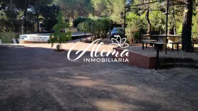 Chalet en venta en Urbanización Jaras, 1 - Más