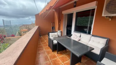 Chalet adosado en venta en Carretera de los Abrigos, 49, San Miguel de Abona de 380.000 €