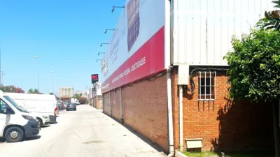 Nave comercial en alquiler en Calle de Esteban Salazar Chapela, cerca de Calle de Herman Hesse, Churriana-El Pizarrillo-La Noria-Guadalsol (Distrito Churriana. Málaga Capital) de 2.950 €<span>/mes</span>