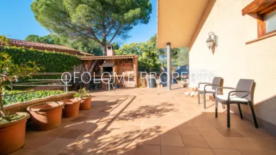 House on Carrer de Pau Casals photo 53