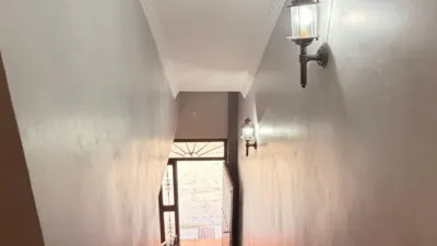 House in Centre photo 3