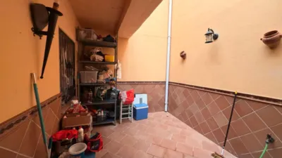 House in Centre photo 10