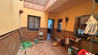 House in Centre photo 11