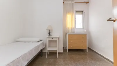 Apartment on Padre Tomás Montañana Street photo 29