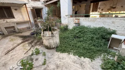 Semi-detached house on Calle de Mosén Rausell photo 8