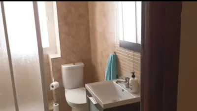 Piso en alquiler en Plaza San Isidro, San Ildefonso (Hospital Real) (Distrito Beiro. Granada Capital) de 1.050 €<span>/mes</span>