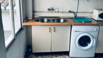 Piso en alquiler en Camino de los Yeseros, Cartuja (Distrito Norte. Granada Capital) de 850 €<span>/mes</span>