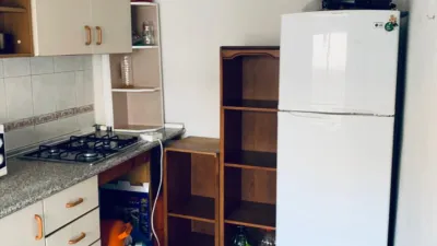 Piso en alquiler en Camino de los Yeseros, Cartuja (Distrito Norte. Granada Capital) de 850 €<span>/mes</span>