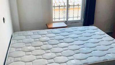 Piso en alquiler en Camino de los Yeseros, Cartuja (Distrito Norte. Granada Capital) de 850 €<span>/mes</span>