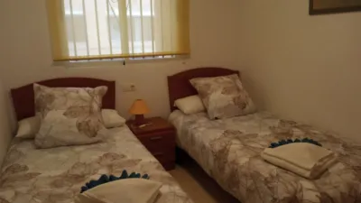 Apartamento en alquiler en Calle Amplaries, 27, Marina d'Or (Orpesa - Oropesa del Mar) de 695 €<span>/mes</span>