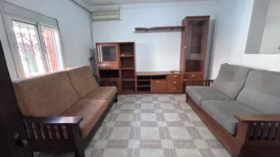 Casa en venta en Paseo de la Radio, cerca de Calle de Grecia, Cerro Reyes (Badajoz Capital) de 85.000 €