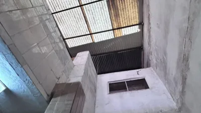Casa en venta en Paseo de la Radio, cerca de Calle de Grecia, Cerro Reyes (Badajoz Capital) de 85.000 €