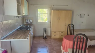 House on Camino de los Pedregales Street, No. 67 photo 9
