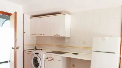 Apartment on Calle Mariano Hernández photo 3