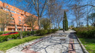 Piso en venta en Avenida de Pablo Neruda, cerca de Calle de los Andaluces, Portazgo (Distrito Puente de Vallecas. Madrid Capital) de 362.000 €