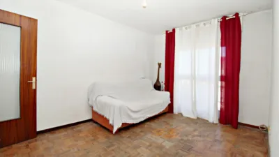 Flat on Calle de Pont de Molins photo 9