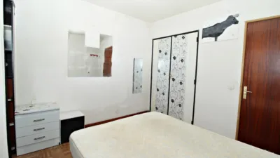 Flat on Calle de Pont de Molins photo 13