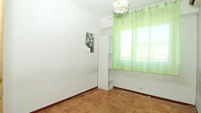 Flat on Calle de Pont de Molins photo 14