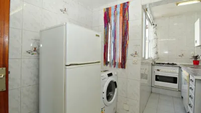 Flat on Calle de Pont de Molins photo 6