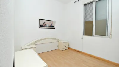 Flat on Calle del Ave María photo 5