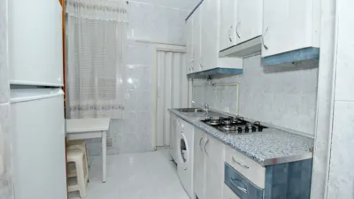 Flat on Calle del Ave María photo 9