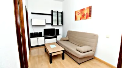 Flat on Calle del Ave María photo 3
