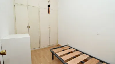 Flat on Calle del Ave María photo 8