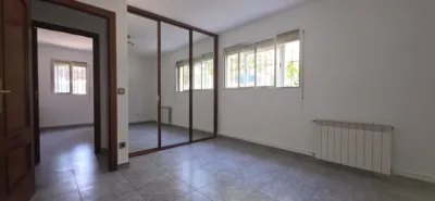 Apartment on Batalla de Brunete Street photo 12