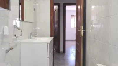 Apartment on Batalla de Brunete Street photo 6
