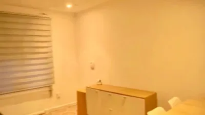 Apartment in Plaça de Navacerrada photo 3