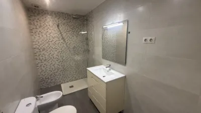 Semi-detached house on Carrer d'Antonio Vico photo 12