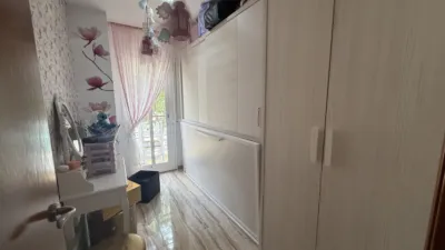 Apartment on Carrer de Prat de la Riba photo 11