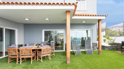Single-family chalet on Avenida Loro Parque photo 4