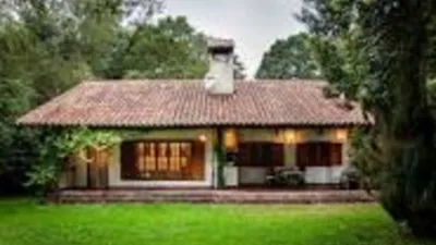 Chalet en venta en Calle de Cifuentes, Torrejón del Rey de 225.000 €