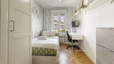 Apartamento en alquiler en Paseo de las Acacias - Imagen 3