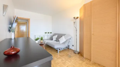 Apartamento en alquiler en Avenida del General Perón - Imagen 32