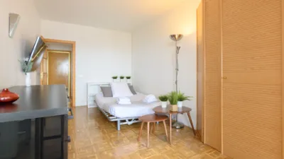 Apartamento en alquiler en Avenida del General Perón - Imagen 26