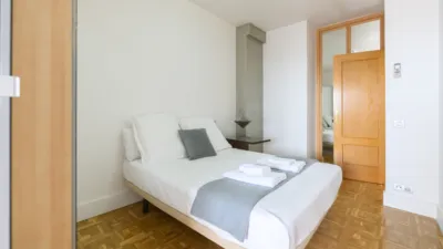 Apartamento en alquiler en Avenida del General Perón - Imagen 15