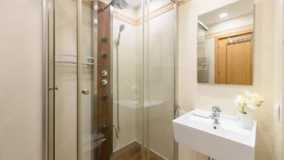 Apartamento en alquiler en Avenida del General Perón - Imagen 5