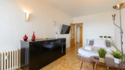 Apartamento en alquiler en Avenida del General Perón - Imagen 21