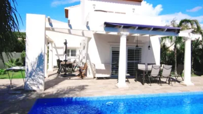 Chalet unifamiliar en Urbanización Carrio Park0 photo 2